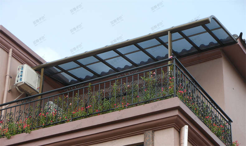 有了至尊卡爾你再也不用擔心，買到質量不好的雨棚