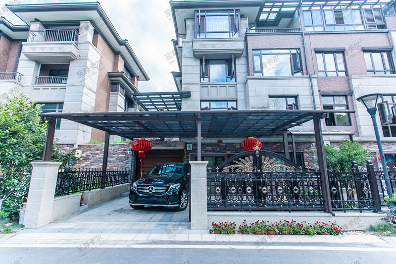 同樣是做鋁合金車棚，為什么差別這么大？