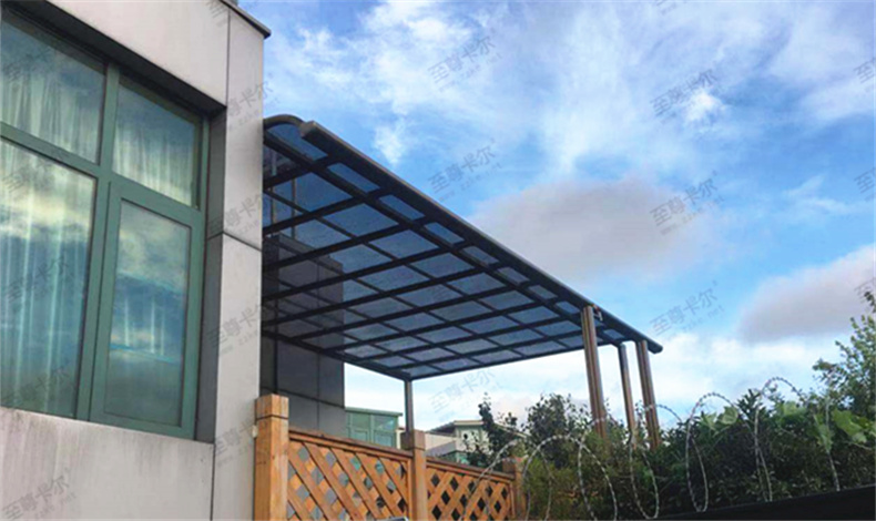 家用雨棚都有哪些材料？家用雨棚用什么材料好？