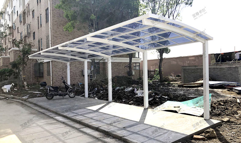 不會(huì)吧？還在考慮張拉膜自行車棚？這種自行停車棚快來(lái)了解一下