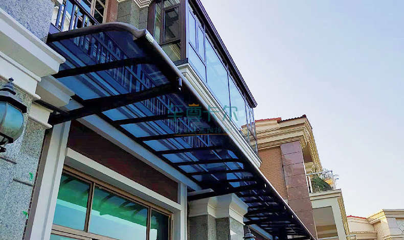 可用20年，可抗11級(jí)暴風(fēng)，透明防紫外線，高端雨棚考慮嗎？