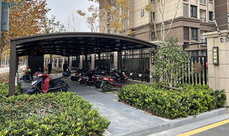 小區車棚圖片？制作電動車棚？