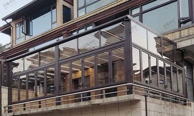 全封閉折疊款（陽光房式）